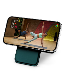 Satechi Magnetic Wallet Stand（MagSafe対応）- グリーン - Apple（日本）