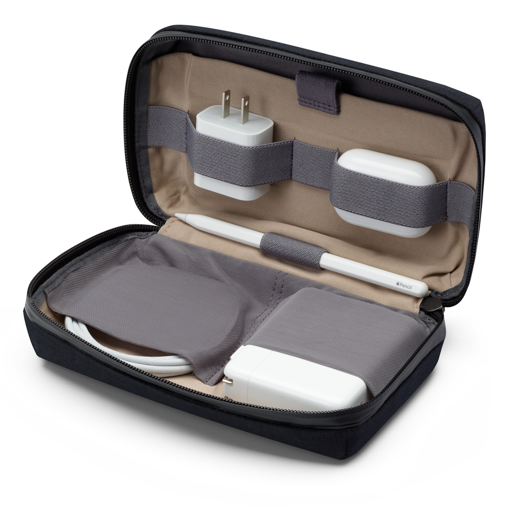 Bellroy Travel Organizer - ブラック