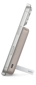 Belkin BoostCharge Pro Magnetic Power Bank 5K - Brown - Apple (CA)