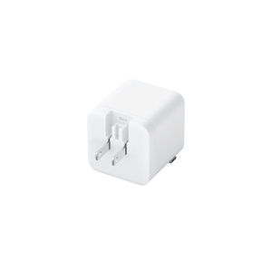 Nimble Wally Stretch 65W Wall Charger, pins folded out