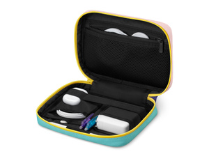 AirPods 本体 充電ケース付き 第3世代　Apple Apple AirPods（第3世代）MagSafe充電ケース付き 【送料無料