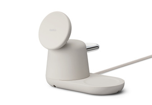 Belkin UltraCharge Pro 3-in-1 Magnetic Charging Dock - Brown