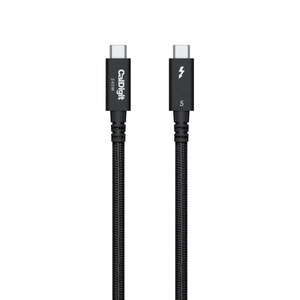 Câble Pro de CalDigit, connecteur USB-C à chaque extrémité, logo CalDigit à gauche et icône Thunderbolt à droite