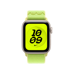 Bracelet Boucle Sport Nike, couleur Volt Splash, bracelet vert fluo, coutures jaunes, nylon tissé doux et réfléchissant à deux couches, mot Run écrit en noir avec le logo Swoosh de Nike sur la languette