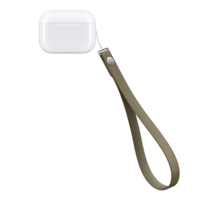 Laccetto da polso olivo (giallo scuro-verde), agganciato alla custodia di AirPods Pro 3 sul lato destro