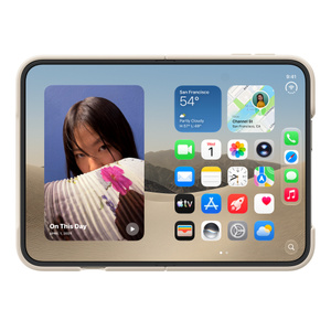 Funda para el iPhone Duo color arena (café claro) en posición horizontal, completamente abierta mostrando la pantalla interior, la funda cubre la parte superior, inferior y los bordes laterales, con un orificio para la parte lateral derecha