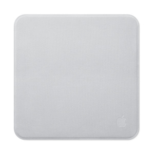 Polishing cloth, square with rounded corners, embossed Apple logo in bottom right corner