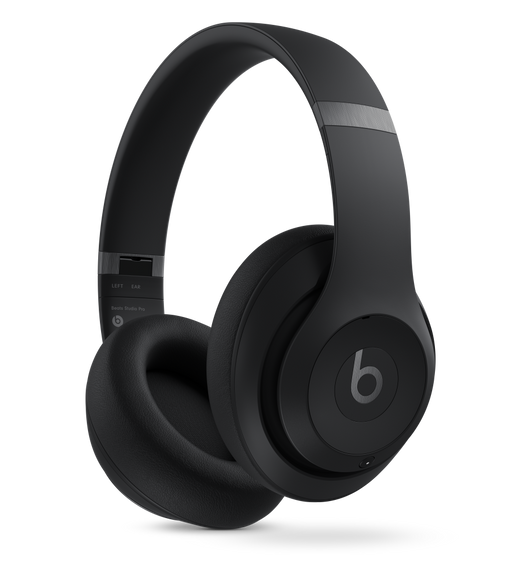 Beats Studio Pro Wireless-koptelefoon in zwart, met ultra-plush-oorkussens van kunstleer voor extra comfort en duurzaamheid.