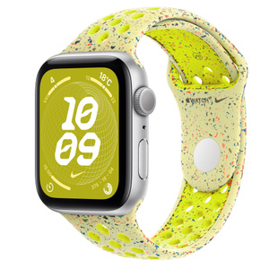Apple Watch SE (GPSモデル) - 44mmシルバーアルミニウムケースと 