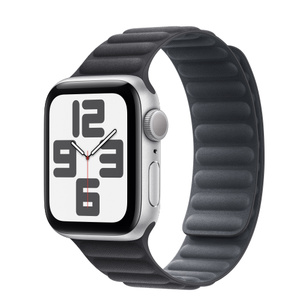 Apple Watch SE (GPSモデル) - 40mmシルバーアルミニウムケースと  