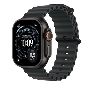 Das Ocean Armband in Schwarz hat eine Schließe aus Natur und eine verstellbare Öse
