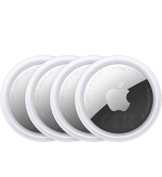 AirTag, 4 unidades, forma circular, anillo de color blanco alrededor del borde exterior, parte delantera, material de color plata reflectante, logo de Apple centrado, grabado alrededor del borde interior que indica: AirTag - FIND MY - NFC - BLUETOOTH LE - CE, WEEE - UWB - IP67 - APPLE INC.