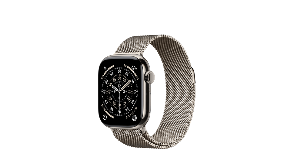 Apple Watch Series 11 pokazany z prawej strony, z bransoletą mediolańską w kolorze złotym i kopertą z tytanu w kolorze złotym, z analogową tarczą i pokrętłem Digital Crown