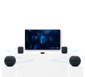 Apple TV 4K, dos parlantes HomePod y televisor de pantalla plana