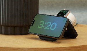 Belkin BoostCharge Pro 2-in-1 Magnetic Charging Travel Pad Apple