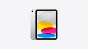 銀色 iPad 展示後置相機的局部背面圖，以及顯示色彩繽紛背景圖片設計的完整正面圖