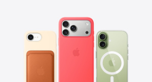 MagSafe-accessoires voor iPhone: iPhone 17e bevestigd aan crèmekleurig siliconenhoesje met MagSafe en een beige leren kaarthouder met MagSafe, iPhone 17 Pro bevestigd aan koraalkleurig siliconenhoesje met MagSafe en een rood Crossbodykoord; iPhone 17 bevestigd aan doorzichtig hoesje met MagSafe