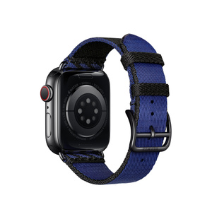 Apple Watch Hermès - 40 mm Jumping Single Tour Noir/Bleu Saphir 