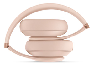 Beats Studio Pro x Kim Kardashian ムーン 【公式通販】