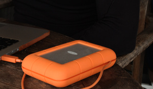 169 Lacie Rugged Thunderbolt And Usb 3 0 1 Tb 9000488 Lacie Https Www Amazon Com Dp B00ln8qjyy Ref Cm Sw Portable Hard Drives External Hard Drive Hard Drive