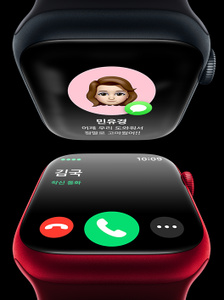 문자 메시지 미리보기가 표시된 Apple Watch 모델과 전화가 걸려오고 있고 전화 건 사람의 정보가 표시된 Apple Watch 모델